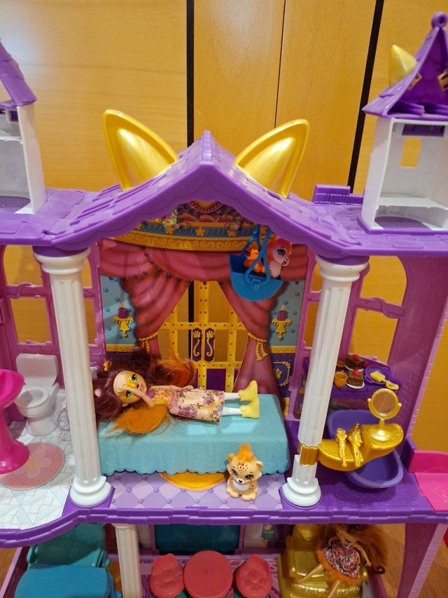 Castillo enchantimals