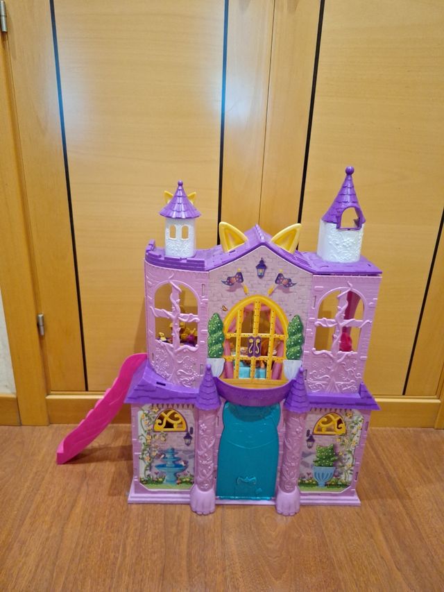 Castillo enchantimals