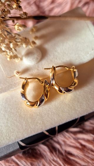 Pendientes Plata Baño Oro
Pendientes Pluma Dorada 