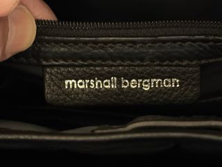 Bolso Bandolera Marshall Bergman cuero negro
