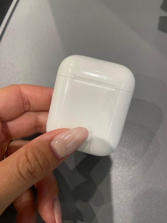 Apple AirPods