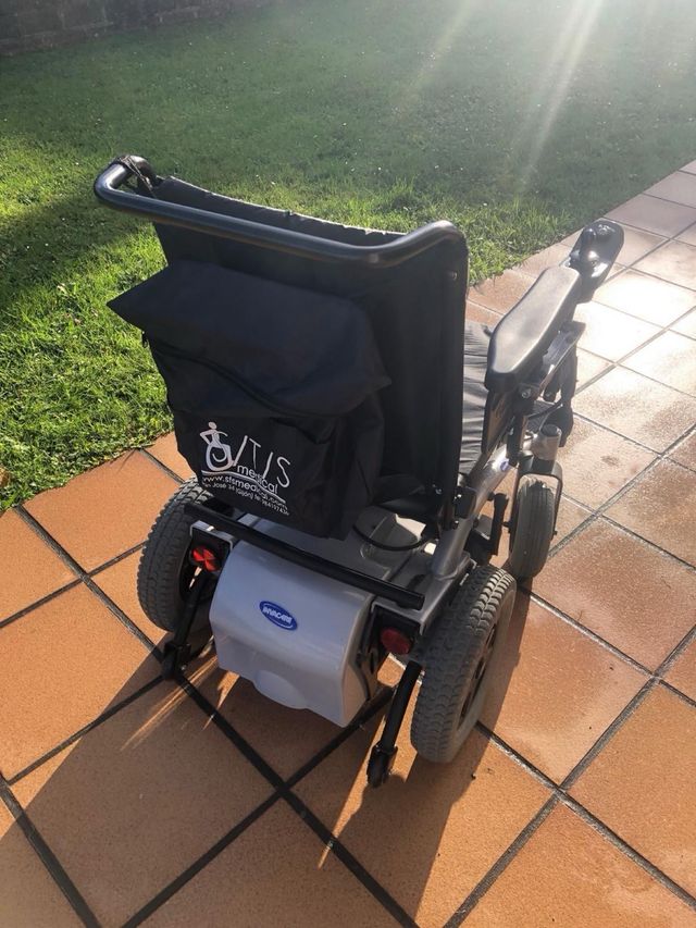 Silla de ruedas con motor