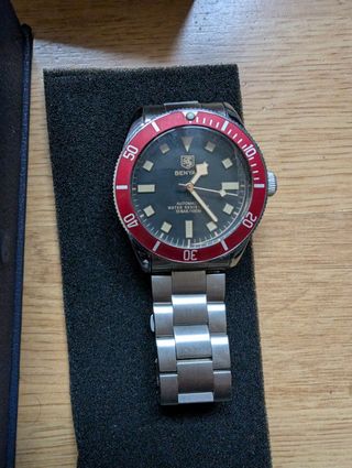 Reloj automático Benyar
