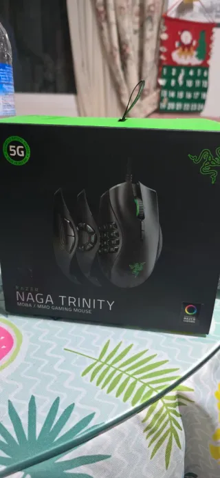 Raton RAZER NAGA TRINITY