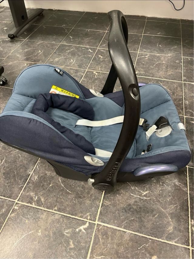 Cadeira e plataforma Maxi Cosi