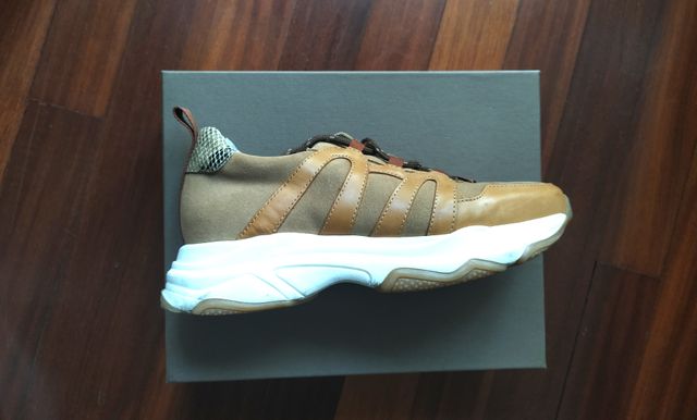 Sneakers marrones mujer