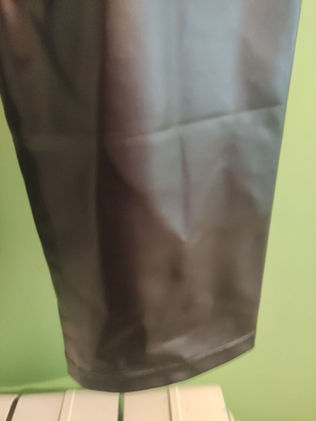 Leggings efecto polipiel.Talla L