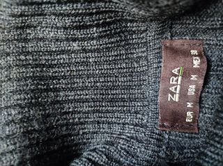 Jersey cuello alto Zara