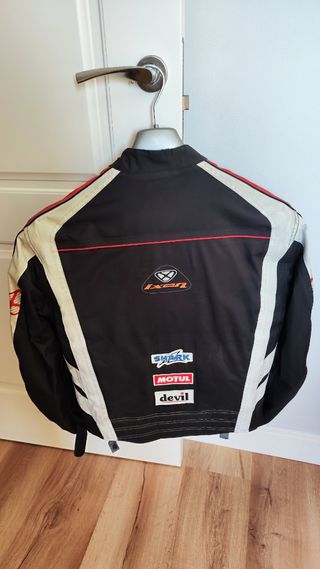 Chaqueta moto