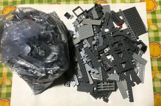 Lego pezzi vari di colore grigio