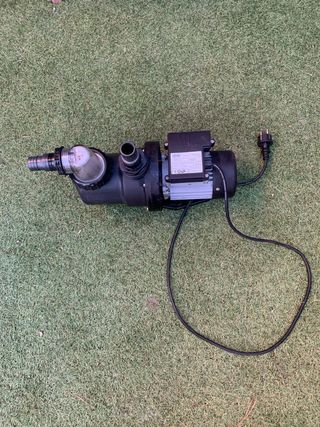 Bomba depuradora piscina Gre