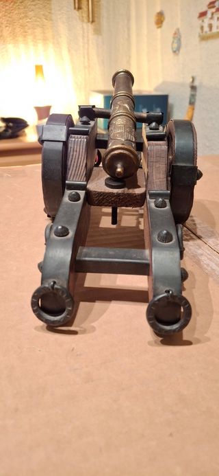 Cannoni decorativi, (due)