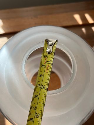 Dois abajures tulipas em vidro