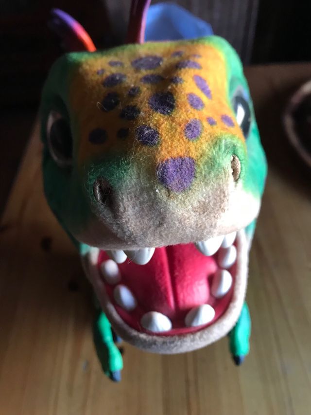 Furreal dinosaurio rex