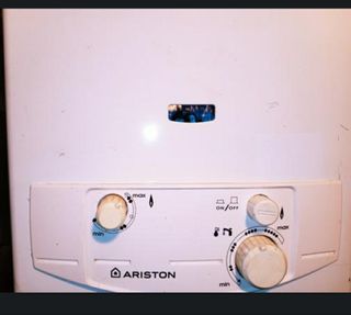 Calentador Ariston fasT11