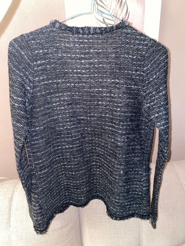 Chaqueta de mujer tweed , estilo old money . Nueva