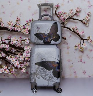 Maleta Cabina y Neceser Nuevo Mariposa 50€