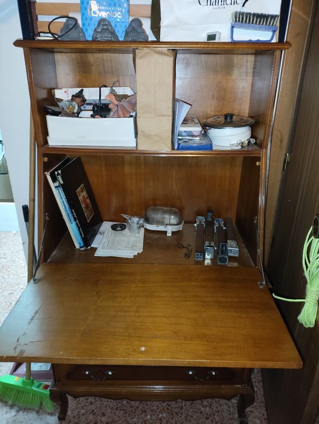 Mueble escritorio antiguo