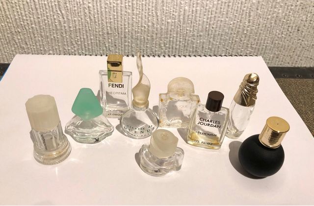 Lote 58 mini frascos vacíos