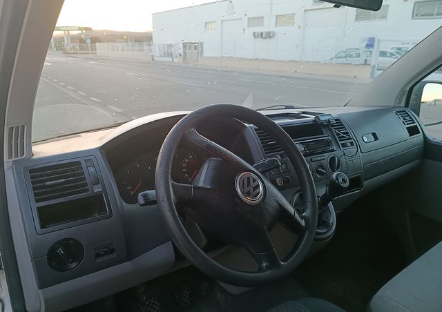Volkswagen Transporter T5 1.9 TDI 2007