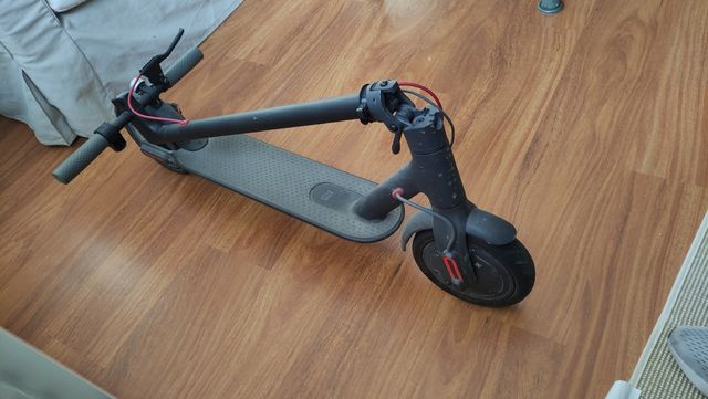 Patinete eléctrico Xiaomi Mi Electric Scooter 3