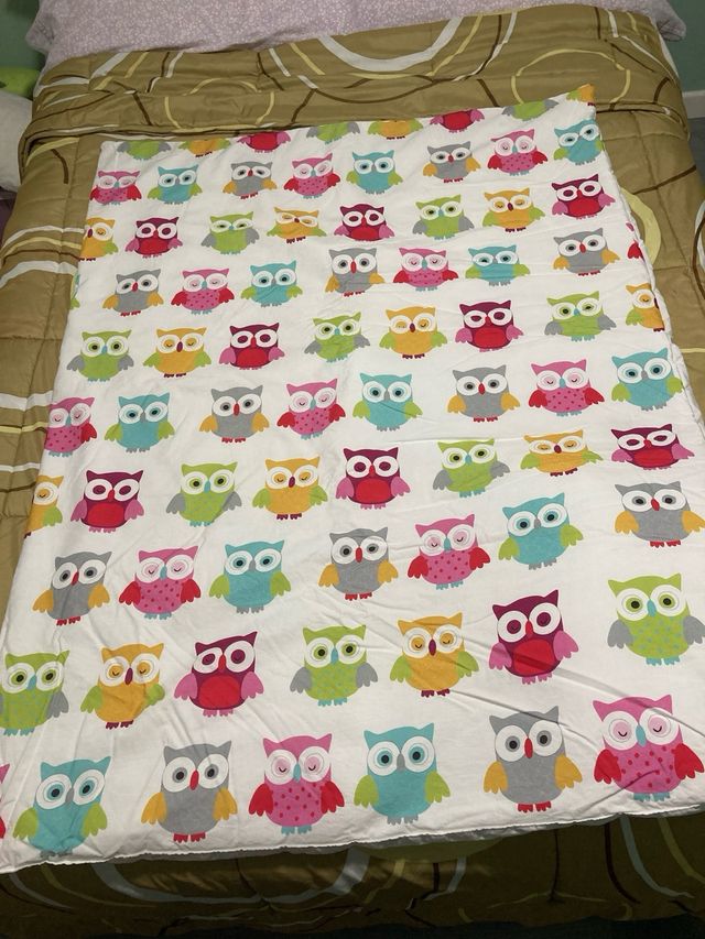 Edredón y protector cuna