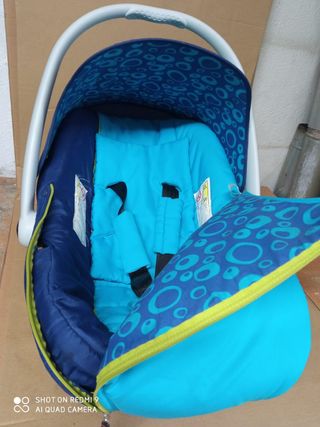 Maxicosi para coche y carro....