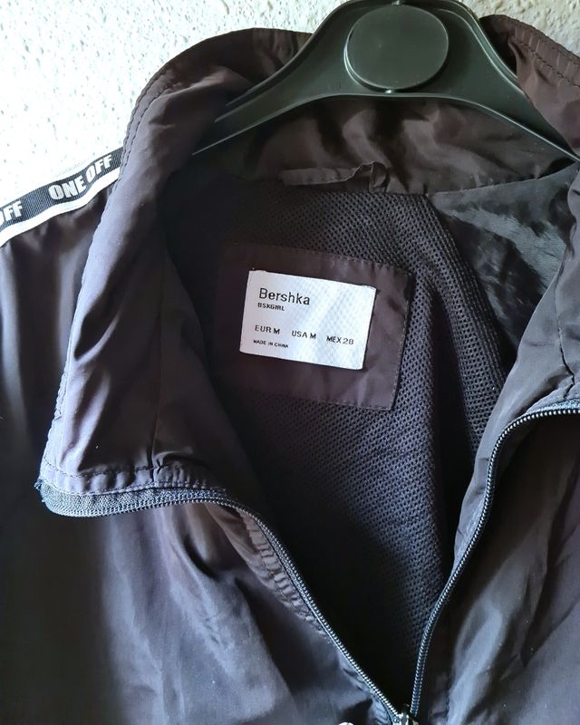 Chaqueta Bomber. Corta. 36 /S