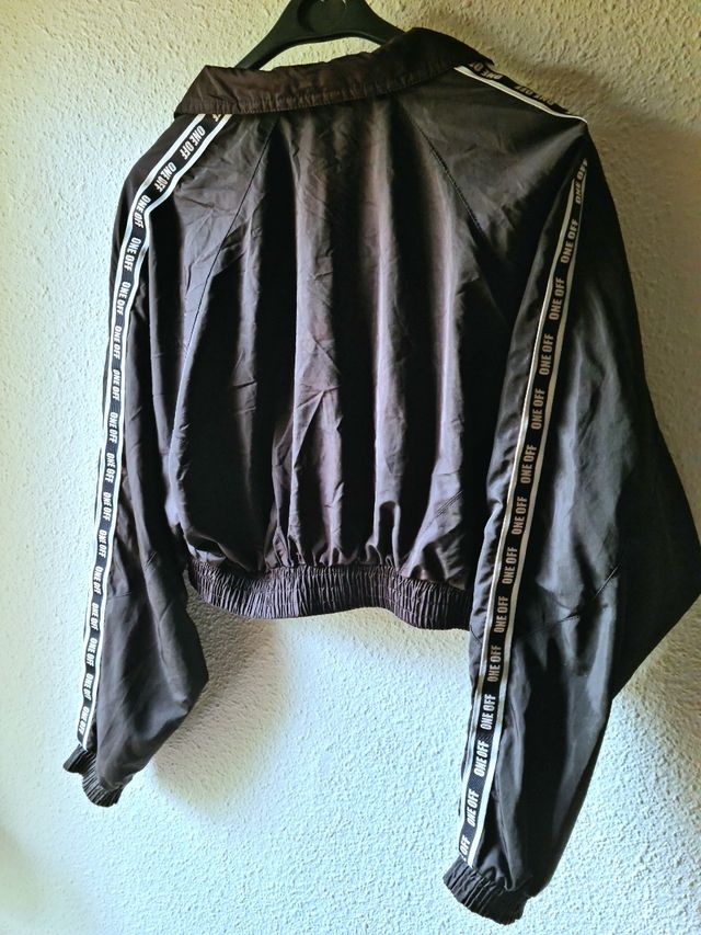 Chaqueta Bomber. Corta. 36 /S