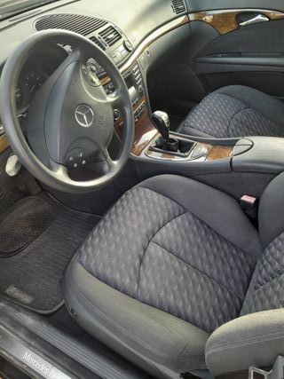 Mercedes-Benz Clase E 2005