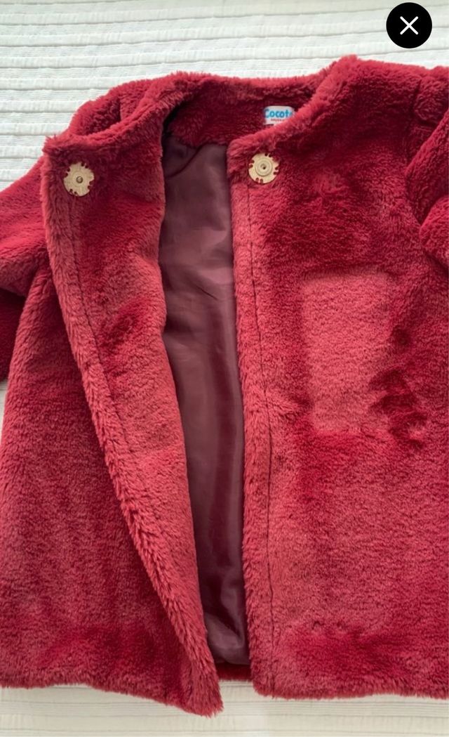 Cappotto in pelliccia bordeaux per bambina