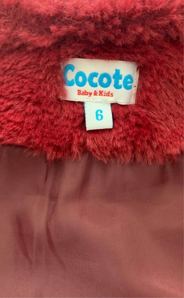 Cappotto in pelliccia bordeaux per bambina