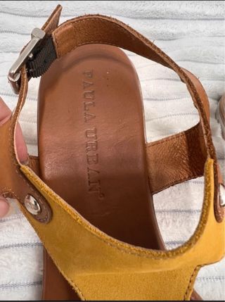 Sandalias amarillas Paula Urban