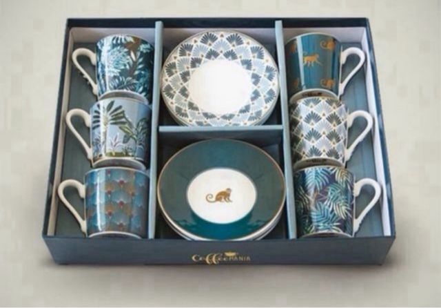 Juego de tazas y platos de porcelana. ¡NUEVO!