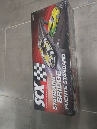 Scalextric puente estándar