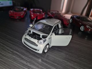 Aston martin cygnet 1 24