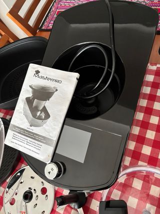 Robot cocina MASTER PRO casi nuevo
