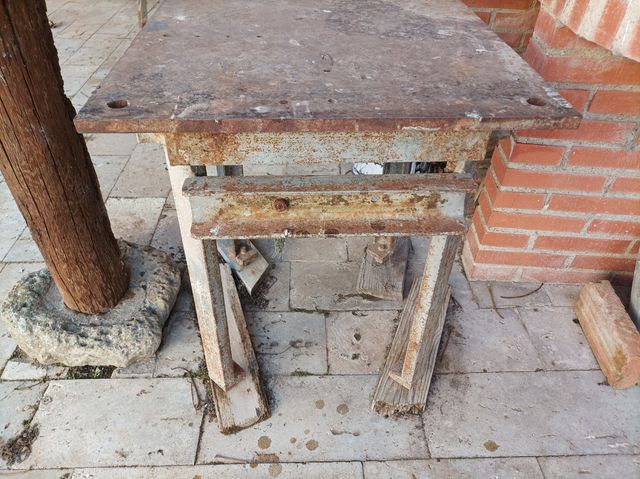Mesa de hierro para taller