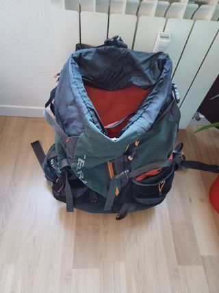 Mochila north face terra 40