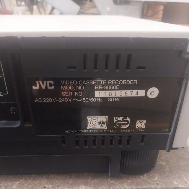 Registratore VHS JVC