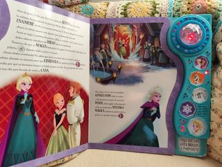 Libro con música de Frozen