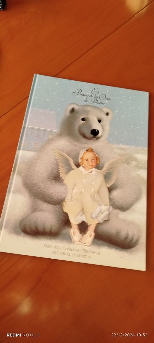 EL PARAISO DE LOS OSOS DE PELUCHE (Albumes Ilustrados) (Spanish Edition)