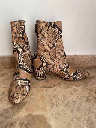 Botines estampado Serpiente