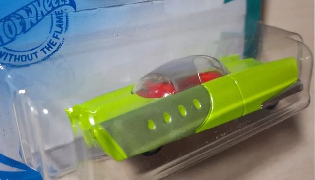 Hot Wheels 2021 Mattel Dream Mobile