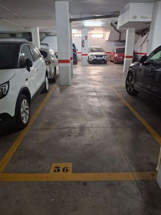 Garaje en venta en Montesa en Esplugues de Llobregat