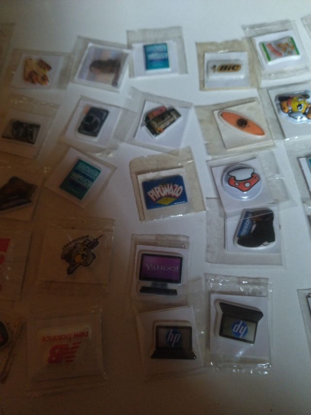 Pegotas en relieve grefusa