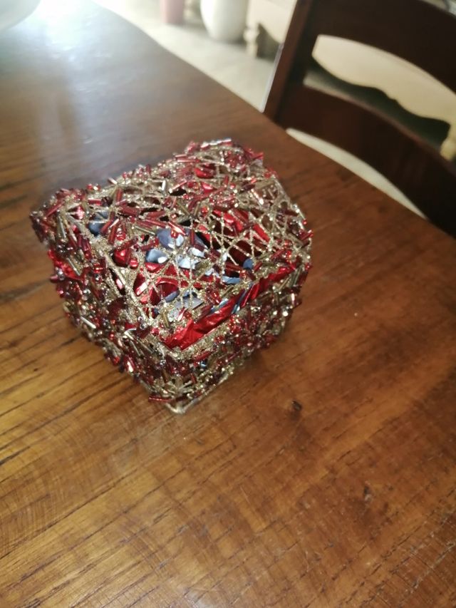 Orecchini hand made in scatola brillantinata