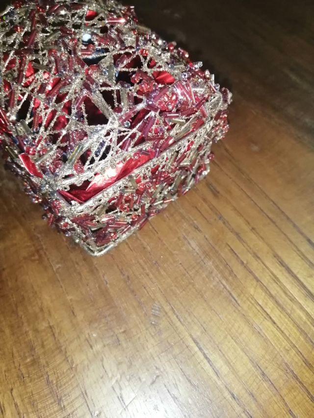 Orecchini hand made in scatola brillantinata