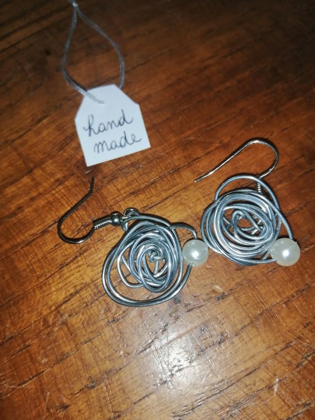 Orecchini hand made in scatola brillantinata