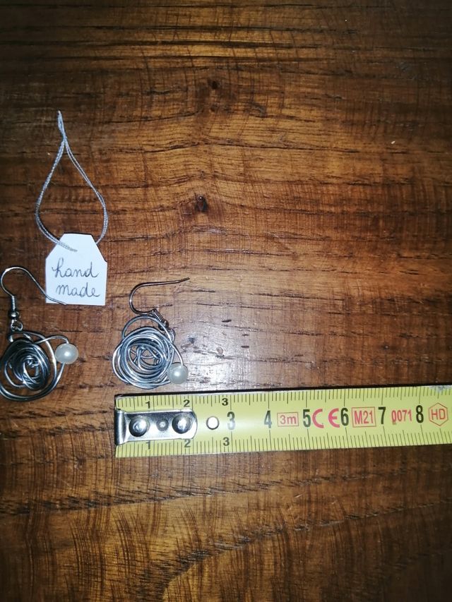 Orecchini hand made in scatola brillantinata